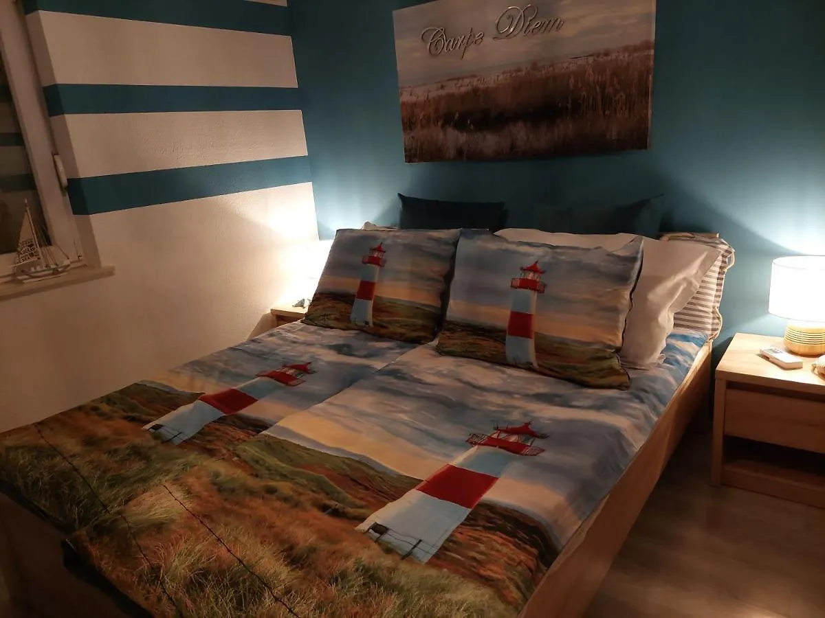 Spacious Apartment Close To The Sea In Kastel Luksic Kastela