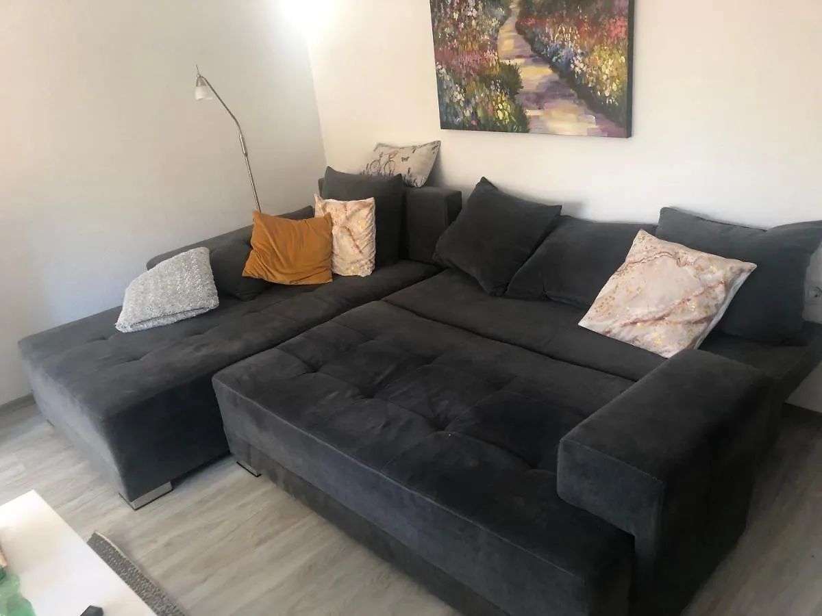 Spacious Apartment Close To The Sea In Kastel Luksic Kaštela